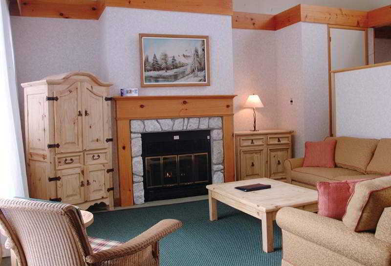 Pinestone Resort, Conference Centre, Spa & Golf Course Haliburton Pokoj fotografie
